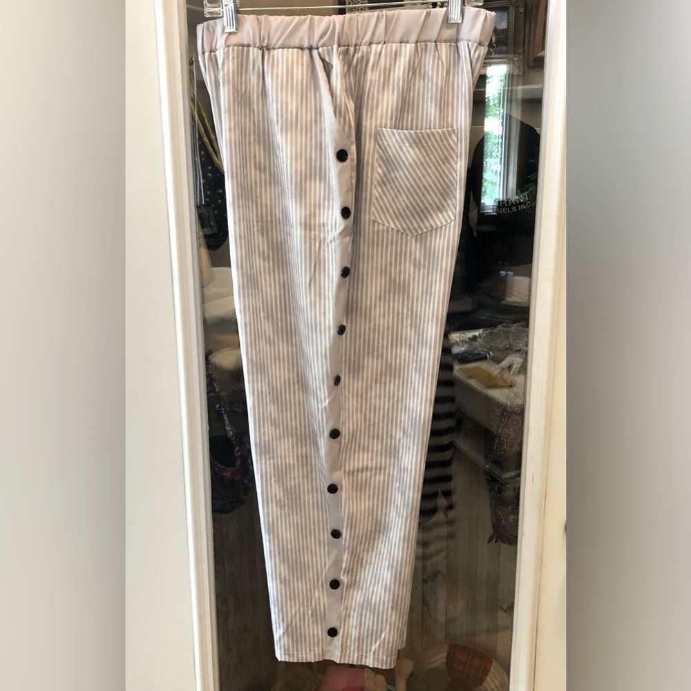 ☀️ Grey Stripe Polyester/Spandex Pants, Stretch Waist Size XL